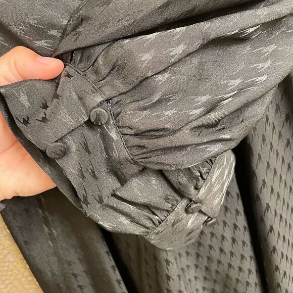 Express black silky long sleeve wrap mini dress, Small NWT - Picture 4 of 8